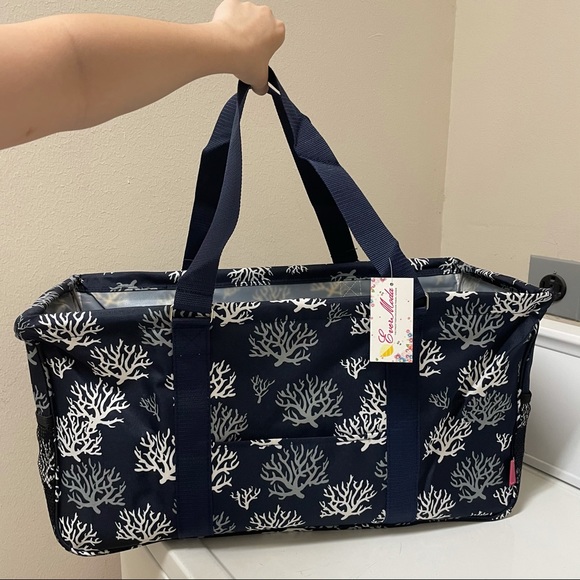 2 LEFT: TRUNK ORGANIZER - Picture 1 of 10